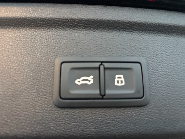 Audi A3 30 TFSI S-Line S-Tronic Sportback