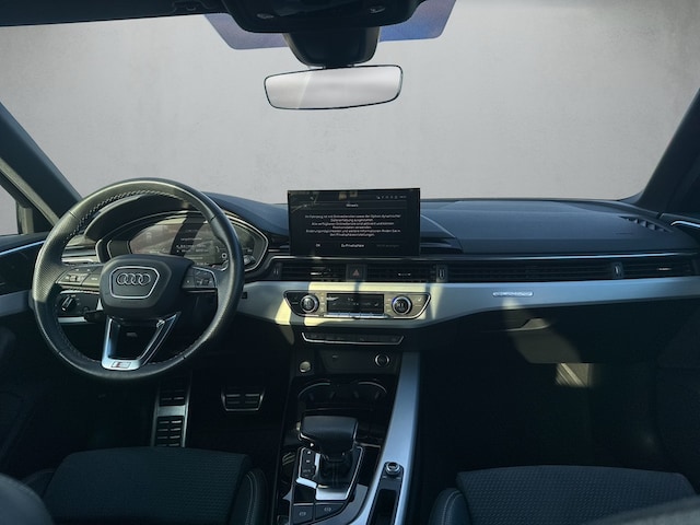 Audi A4 40 TFSI Avant Quattro S-Tronic