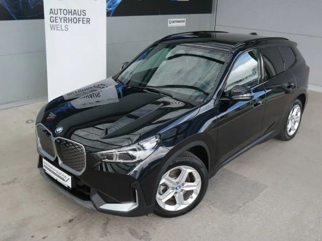 BMW iX1 xDrive30