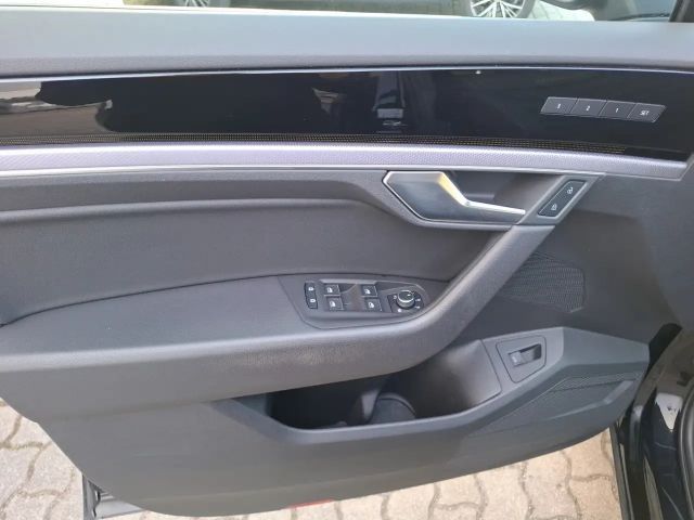 Volkswagen Touareg R-Line Style