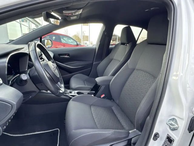 Toyota Corolla Hybride Team D