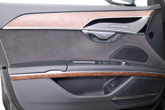 Audi A8 60 TFSI Hybride Quattro