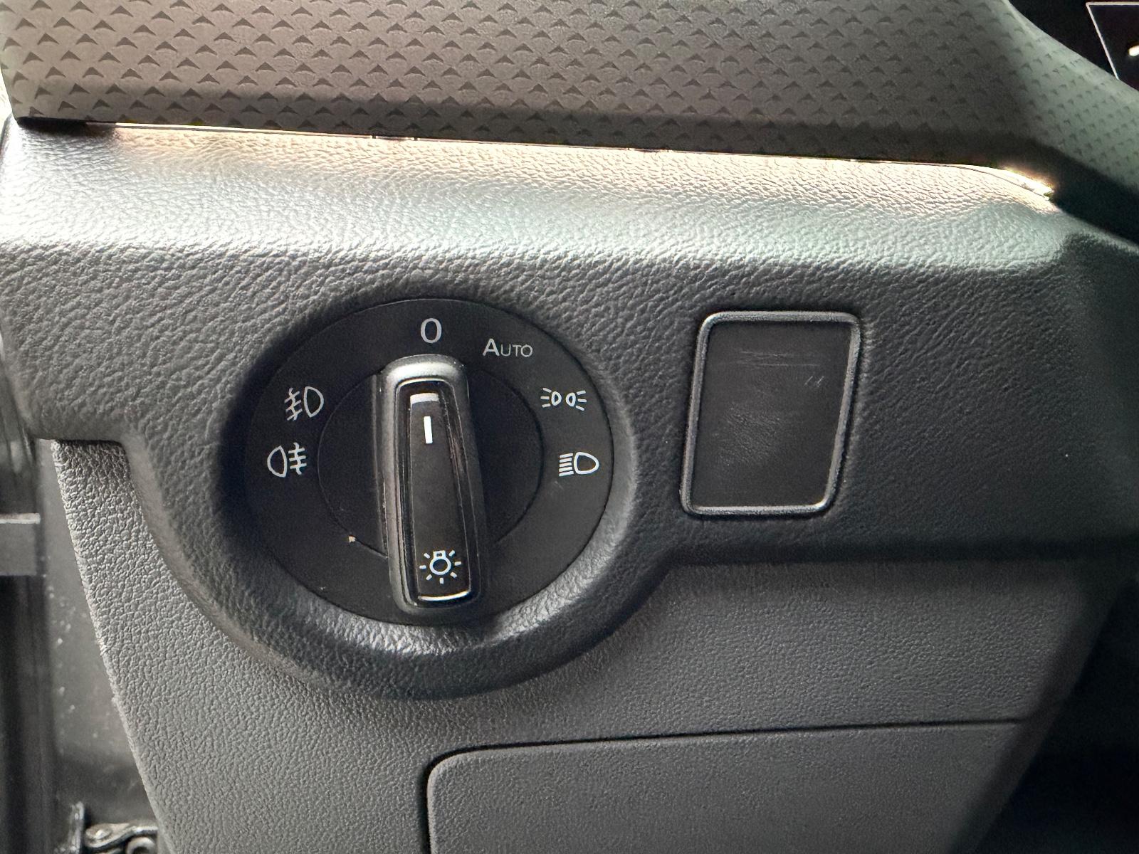 Volkswagen T-Cross Active Automatik orig.34tkm Navi