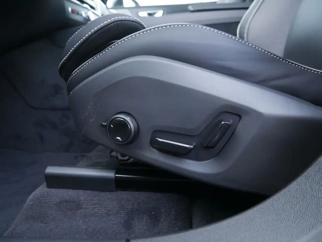 Volvo XC60 AWD Plus Recharge T8