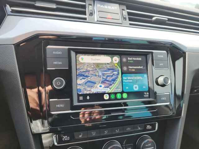 Volkswagen Passat 1.5 TSI BMT Business