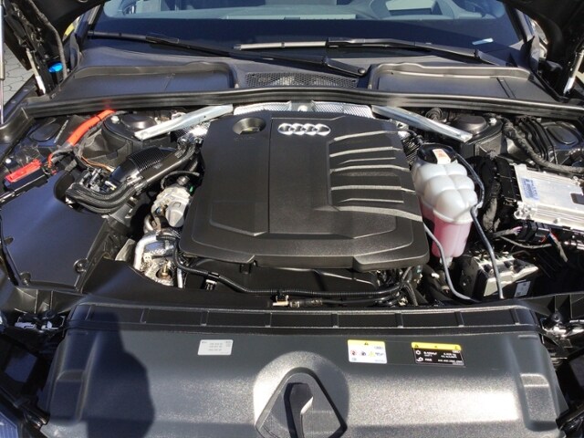 Audi A4 40 TDI Avant Quattro S-Line S-Tronic