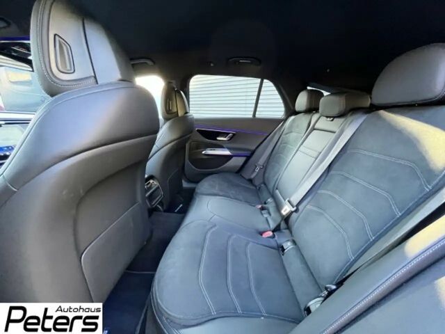 Mercedes-Benz E 220 AMG Line E 220 d