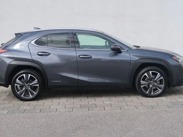 Lexus UX 250h Style Edition