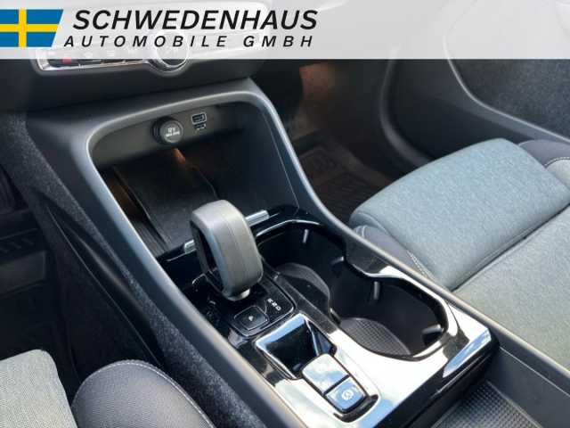 Volvo XC40 Bright Plus Recharge T5