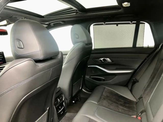 BMW 330 330d M-Sport xDrive