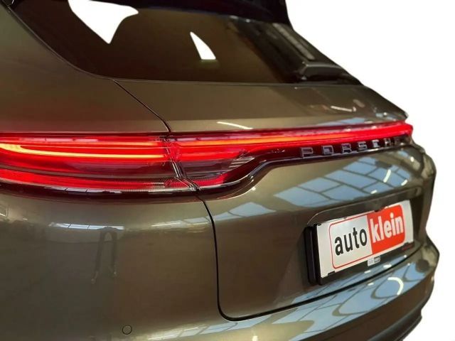 Porsche Panamera 4 E-Hybrid