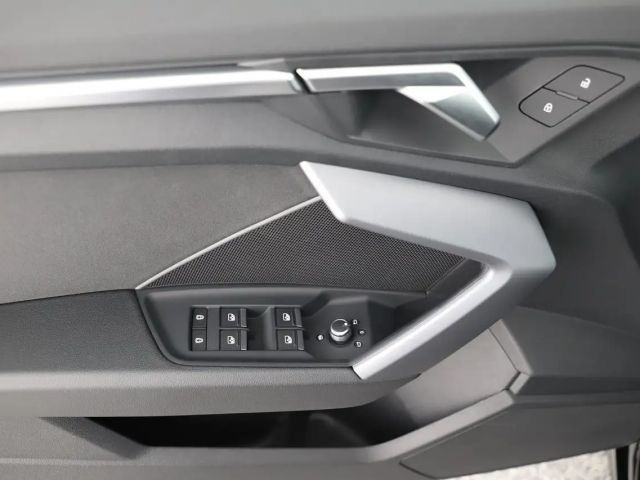 Audi A3 30 TDI Sedan