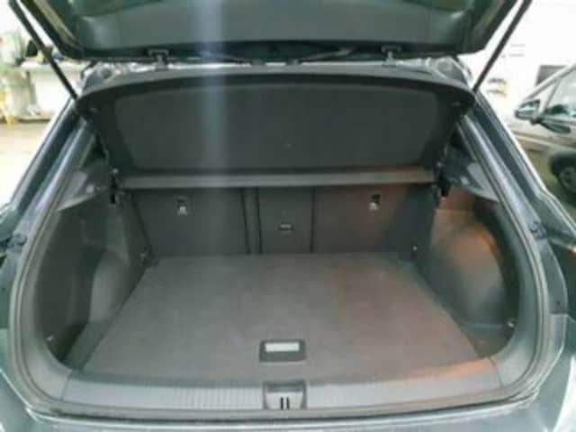 Volkswagen T-Roc 1.5 TSI DSG R-Line