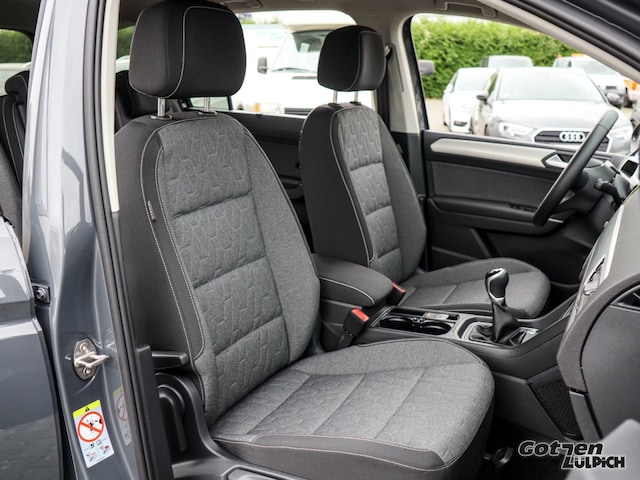 Volkswagen Touran Touran Move Navi PDC 7-Sitze AHK Family-Paket