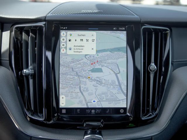 Volvo XC60 AWD Plus T8