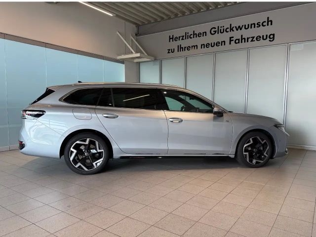 Volkswagen Passat 2.0 TDI R-Line Variant