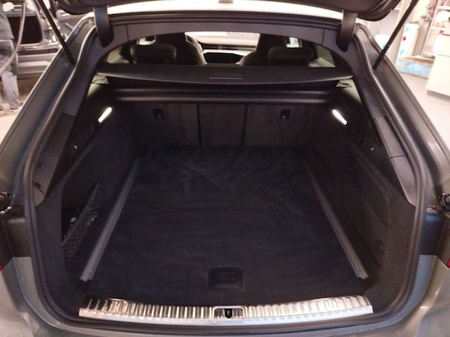 Audi S6 Avant Quattro