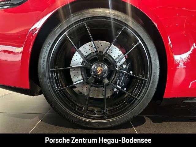 Porsche 992 4 Carrera Coupé GTS