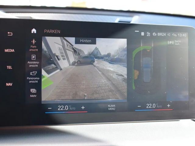 BMW X1 xDrive23i Aut. xLine Mild-Hybrid Navi AHK