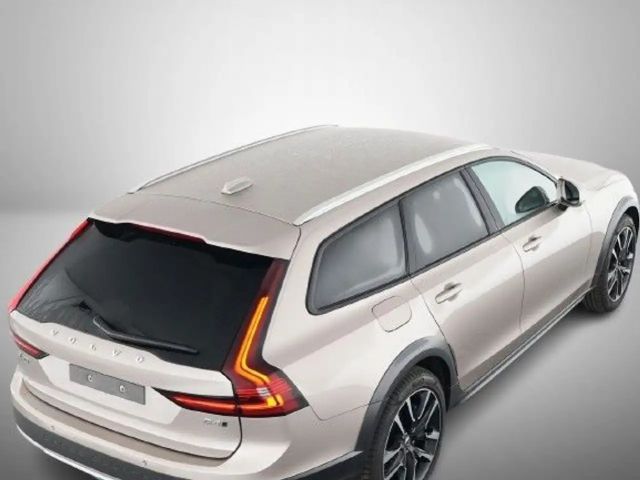 Volvo V90 Cross Country AWD Plus