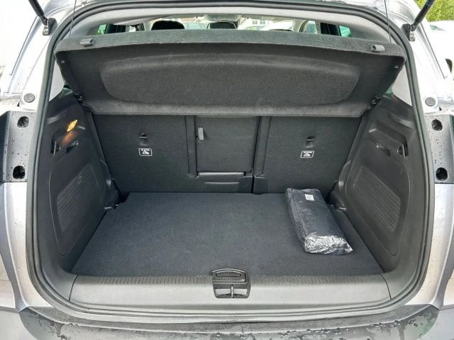 Opel Crossland X Automatik / Navi / Klima / Sitzheiz. / Kamera