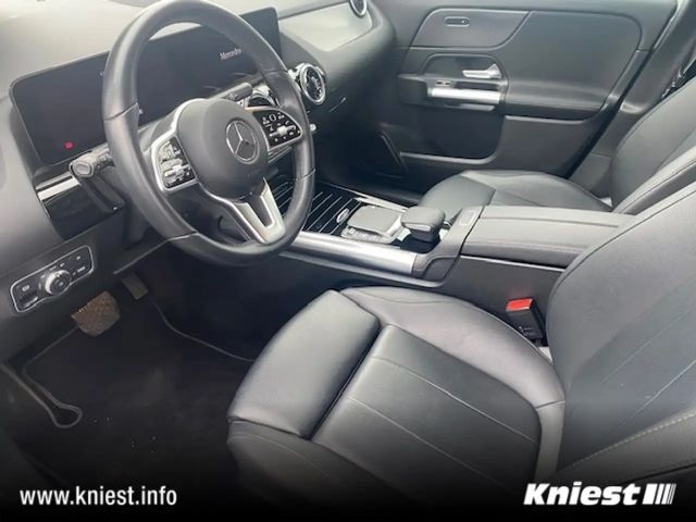 Mercedes-Benz GLA 180 Progressive