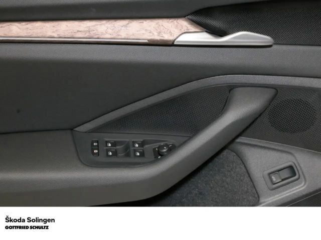 Skoda Superb 2.0 TDI Combi