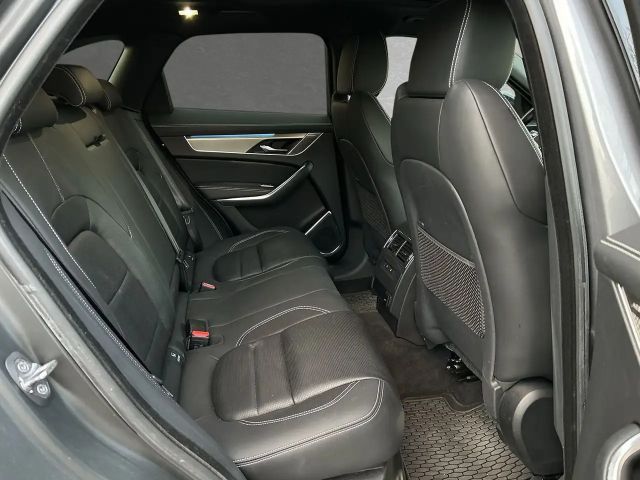 Jaguar F-Pace AWD D300 R-Dynamic