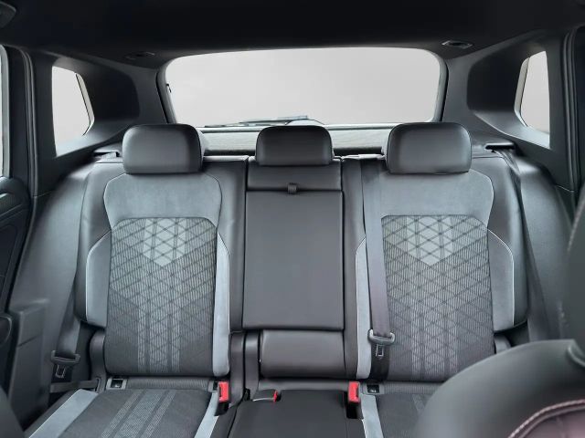 Volkswagen Tiguan 4Motion DSG R-Line