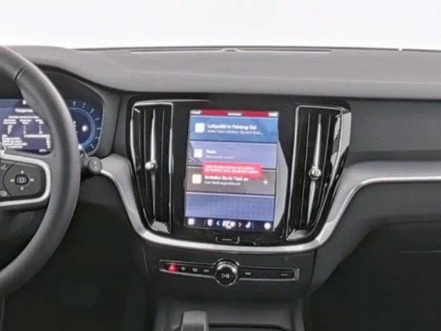 Volvo V60 Core