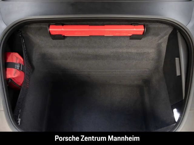 Porsche 992 4 Carrera Coupé GTS