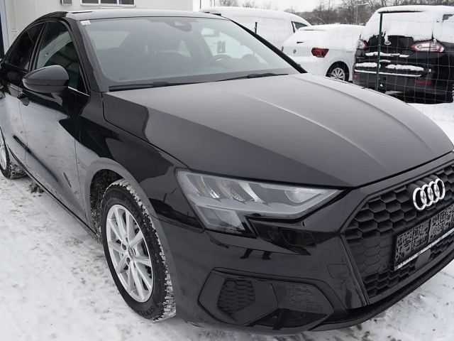 Audi A3 30 TFSI S-Tronic Sedan