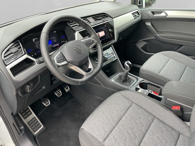 Volkswagen Touran 1.5 TSI R-Line