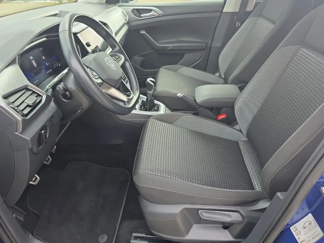 Volkswagen T-Cross Active