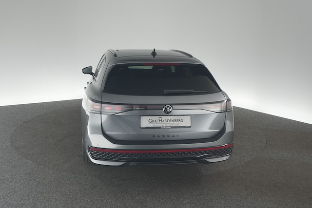 Volkswagen Passat 2.0 TSI DSG R-Line
