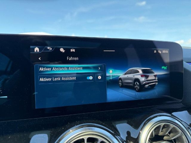 Mercedes-Benz GLA 180 GLA 180 d