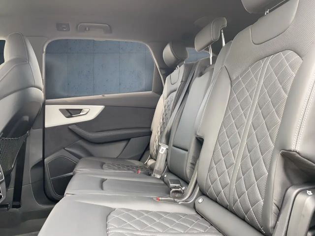 Audi SQ7 SUV TFSI tiptronic Luft 4xSHZ Massage ACC
