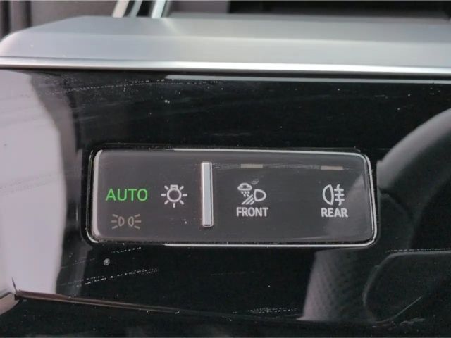 Audi Q8 e-tron 50 Quattro S-Line