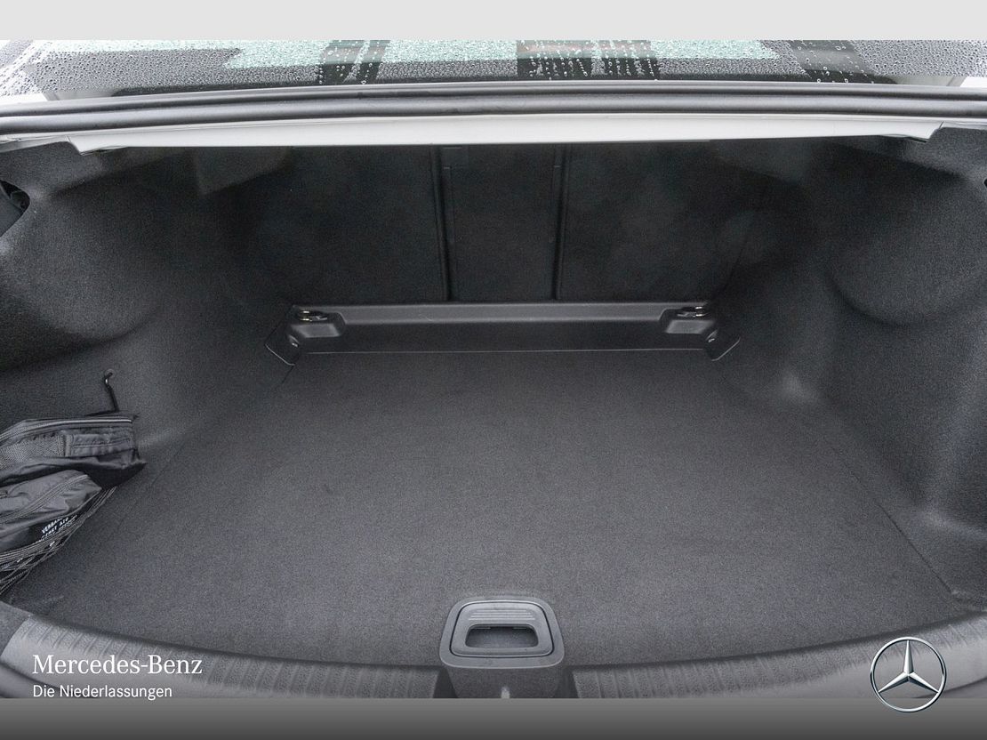 Mercedes-Benz C 220 C 220 d Sedan