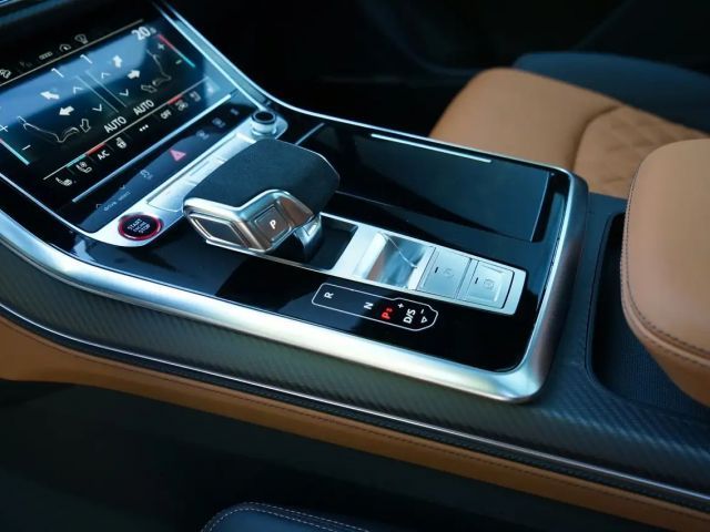 Audi SQ7 TFSI EXCLUSIVE B&O ADVANCED OLED CARBON STDH