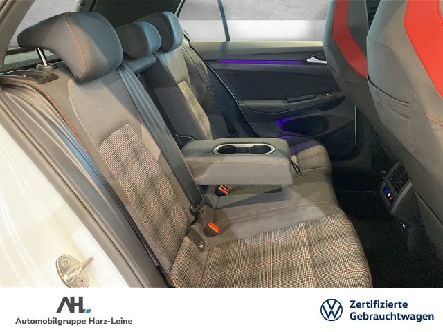 Volkswagen Golf 2.0 TSI DSG Golf VIII