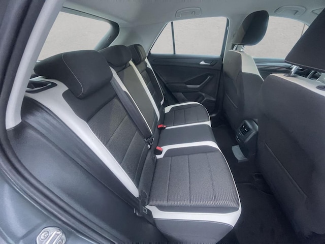 Volkswagen T-Roc 1.5 TSI DSG Sport