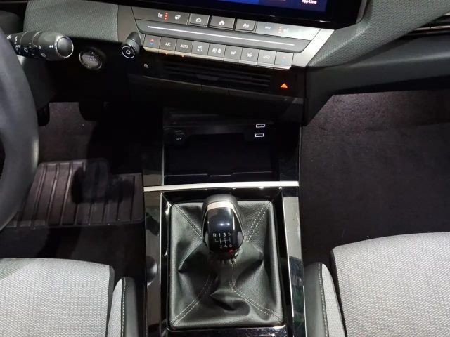 Opel Astra Elegance Sports Tourer