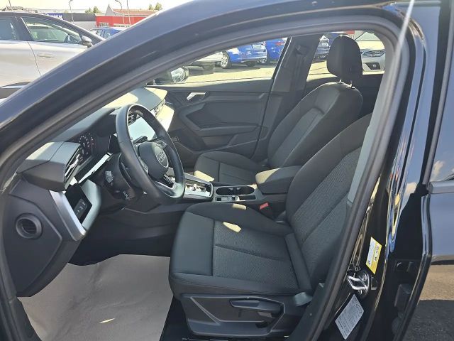 Audi A3 30 TDI S-Tronic Sedan