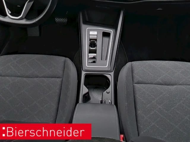 Volkswagen Golf 1.5 eTSI DSG IQ.Drive Life