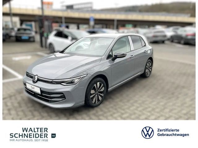 Volkswagen Golf 1.5 eTSI DSG