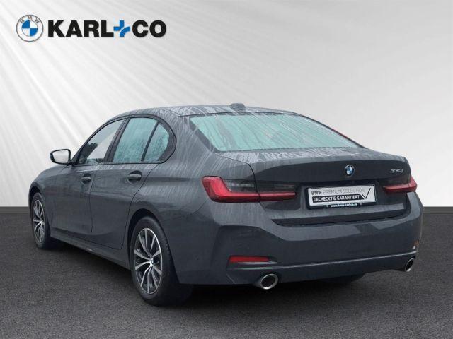 BMW 330 330i Sedan
