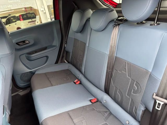 Fiat Grande Panda 1.2 74 kW Icon Hybrid Style-/Tech-/Winter-Paket