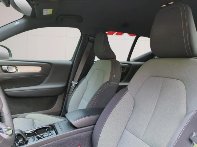 Volvo XC40 Dark Plus