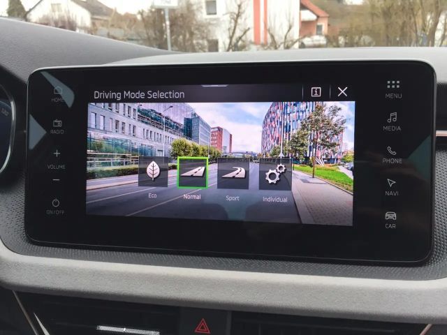 Skoda Scala SCALA TOP SELCTION AHK NAVI GROSS DSG 8xASSIST